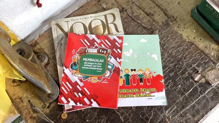 Hadiah buku tulis dari Jokowi