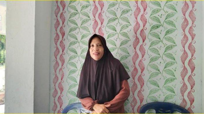 Ibunda Fajar Sadboy, Rahmiyati Humola