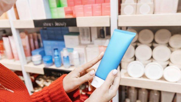 Ilustrasi memilih produk skincare