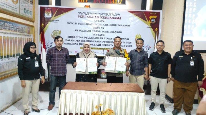 KPU Bone Bolango Dan Polres Bone Bolango menandatangi kerjasama dalam penyelenggaran pemilu 2024 serentak. Rabu 22/11/2023