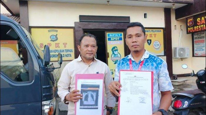 Kuasa Hukum Nurlaela Maksud melapor ke Polresta Gorontalo Kota pada Senin (28/10/2024).