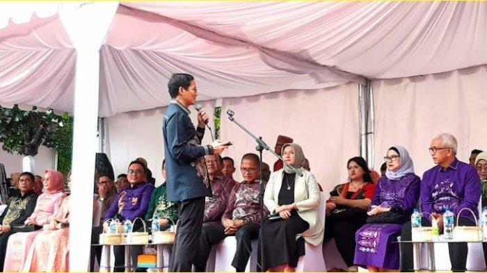 Menparekraf RI Sandiaga Uno saat memberikan sambutan di Karnawal Karawo Gorontalo pada Minggu (23/6/2024) sore.