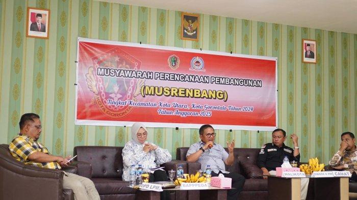 Wali Kota Gorontalo Marten Taha dalam Musyawarah Perencanaan Pembangunan (Musrenbang) Kecamatan Kota Utara, Kamis (22/2/2024) malam.