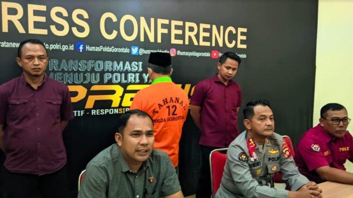 Eks Sekdis Pariwisata Kota Gorontalo ditetapkan tersangka korupsi proyek Benteng Otanaha, Kamis 918/7/2024).