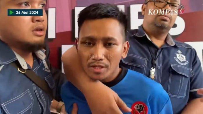 Pegi Setiawan alias Perong saat membantah bahwa ia melakukan pembunuhan di Polda Jabar, Minggu (26/5/2024) (Tangkapan layar YouTube KompasTV)