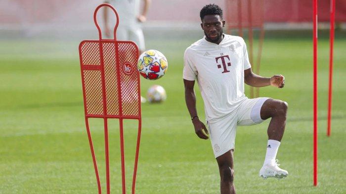 Untung rugi Real Madrid membeli Alphonso Davies dari Bayern Munich.