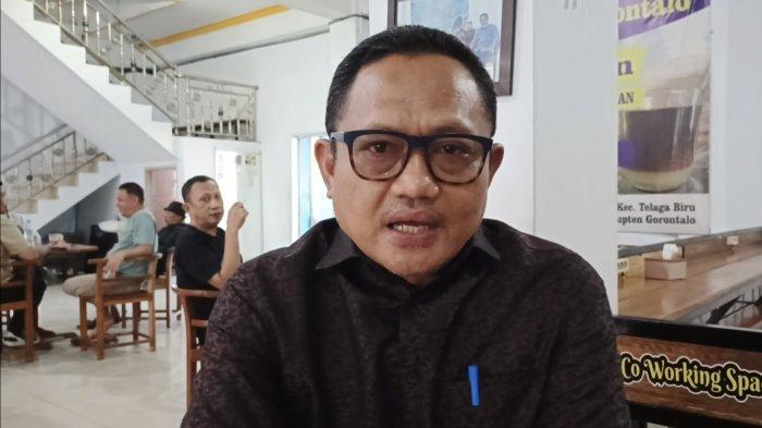 Ketua DPRD Kota Gorontalo Irwan Hunawa saat diwawancarai TribunGorontalo.com soal APBD Kota Gorontalo di tahun 2025