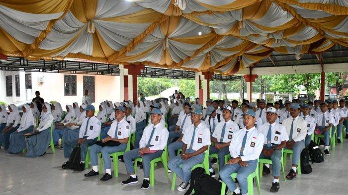 ANGGOTA PASKIBRAKA - Pemerintah Kabupaten Boalemo melalui Badan Kesatuan Bangsa dan Politik (Kesbangpol) resmi mengumumkan daftar nama anggota Paskibraka tahun 2025.
