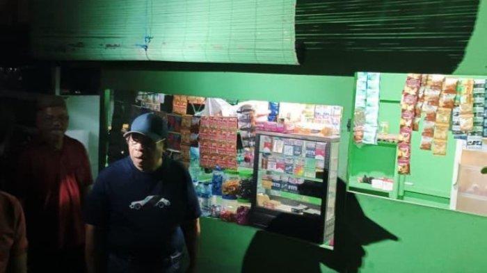 GREBEK MAKSIAT - Moment Wali Kota Gorontalo, Adhan Dambea saat menggerebek salah satu tempat yang diduga lokasi maksiat, Sabtu (5/6/2025).