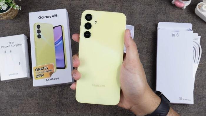 Desain bodi belakang SAMSUNG Galaxy A15 yang terlihat stylish di kelas harga Rp 2 jutaan