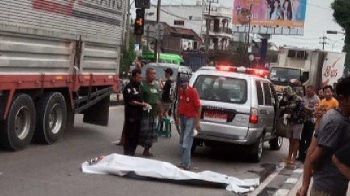 Korban tewas saat hendak dievakuasi petugas Puskesmas Babat, Sabtu (16/11/2024)