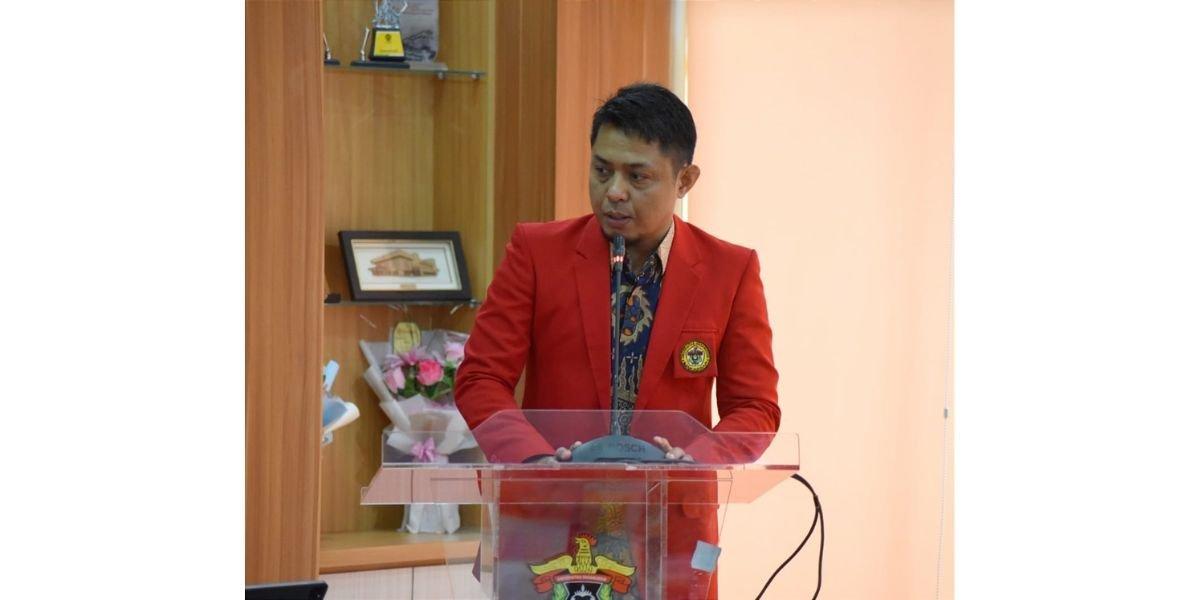 Dekan FKG Unhas, Irfan Sugianto, drg., M.Med.Ed., Ph.D., Sp.RKG menyambut hangat kehadiran tim asesor.
