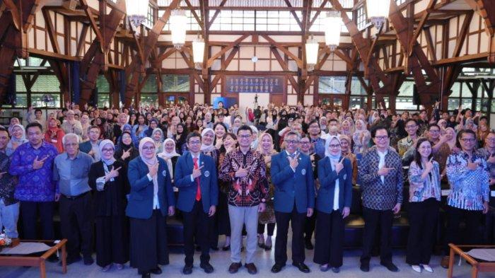 Kepala BPOM RI Taruna Ikrar kenalkan ABG Inovasi Teknologi di Public Lecture yang dihadiri ribuan mahasiswa ITB