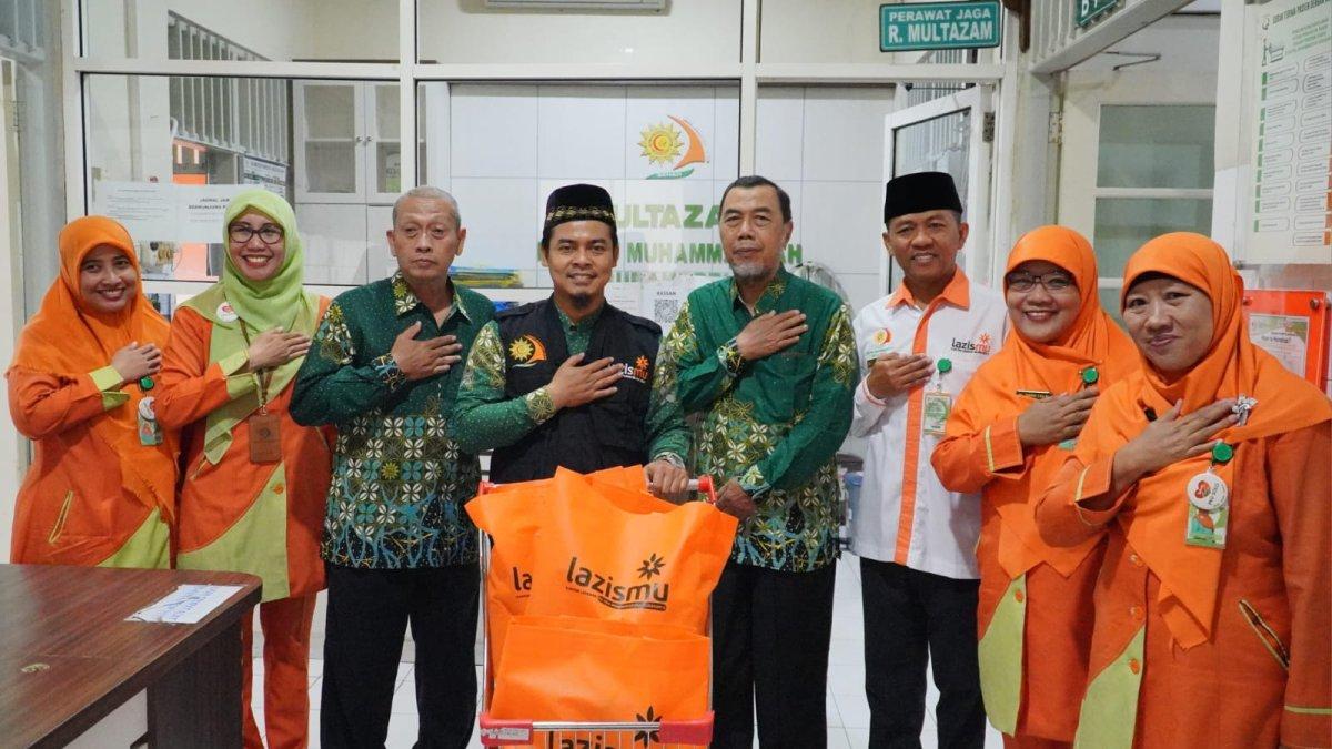 Ramadhan berbagi oleh RS PKU Muhammadiyah Surakarta