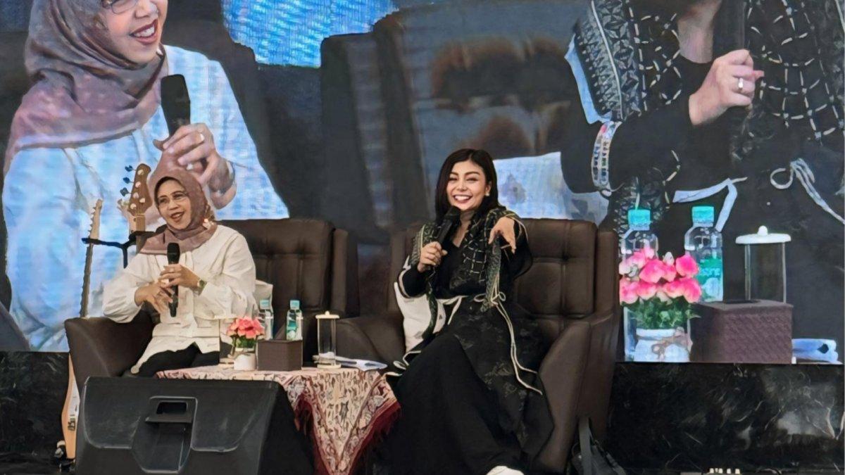 Talkshow at Islamic Festival dengan tema 'Islam dan Ilmu Pengetahuan: Membangun Generasi Pemimpin Kesehatan.