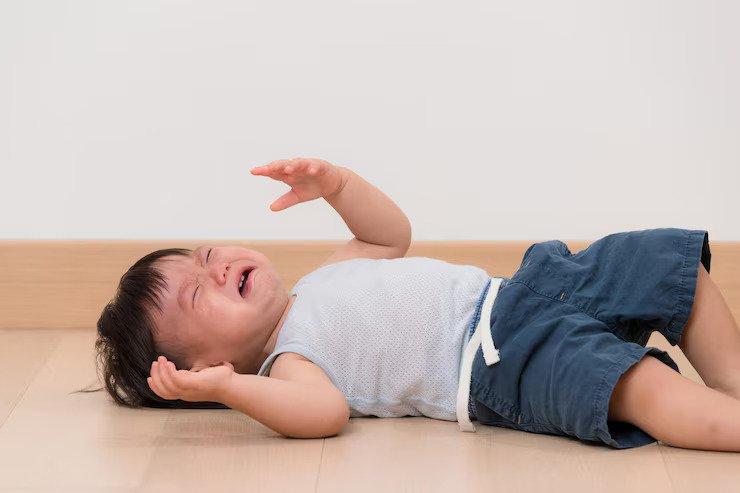 ilustrasi seorang anak yang sedang tantrum