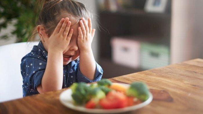 Ilustrasi anak yang tidak nafsu makan, berikut cara mudah untuk meningkatkan nafsu makan pada anak