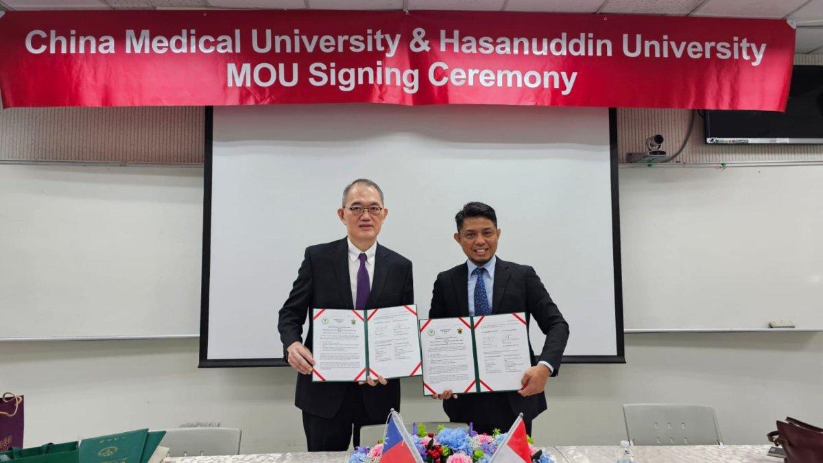 Penandatanganan Memorandum of Agreement (MoA) antara FKG Unhas dengan College of Dentistry, CMU dan College of Biomedical Engineering, CMU