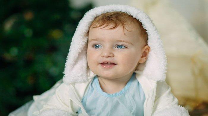 Ilustrasi bayi, penggunaan cairan penebal alis bayi apakah aman digunakan?