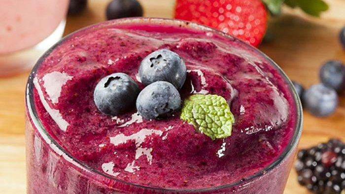 ilustrasi smoothie beri
