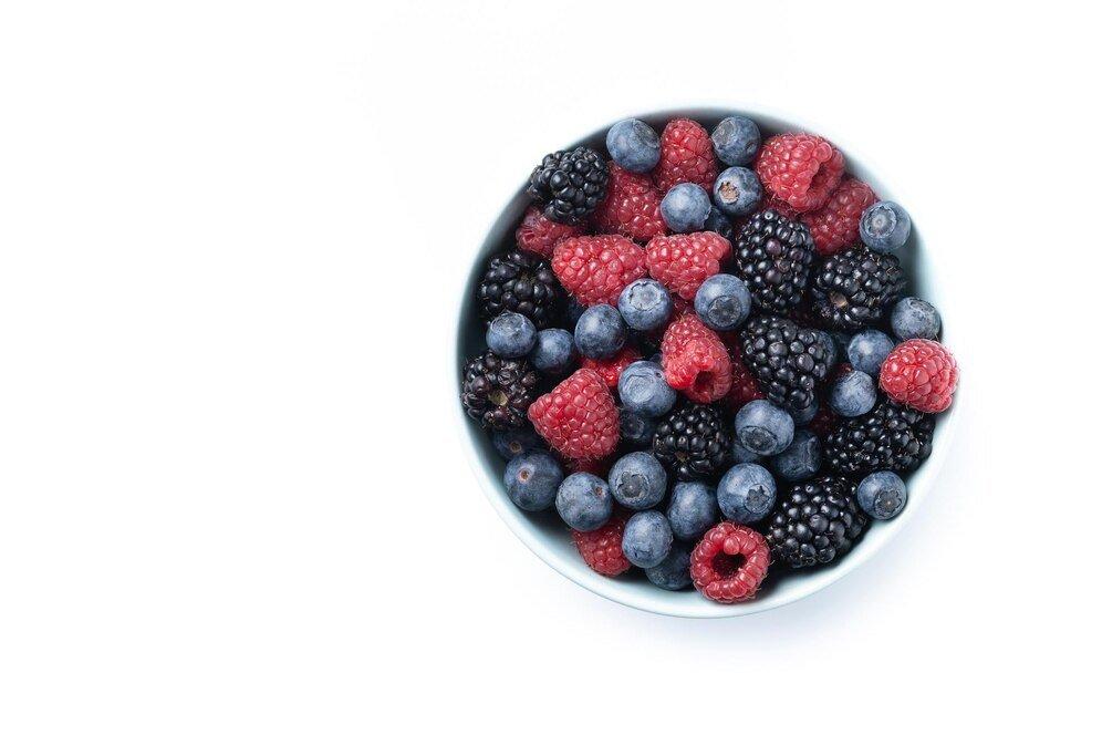 ilustrasi buah berry