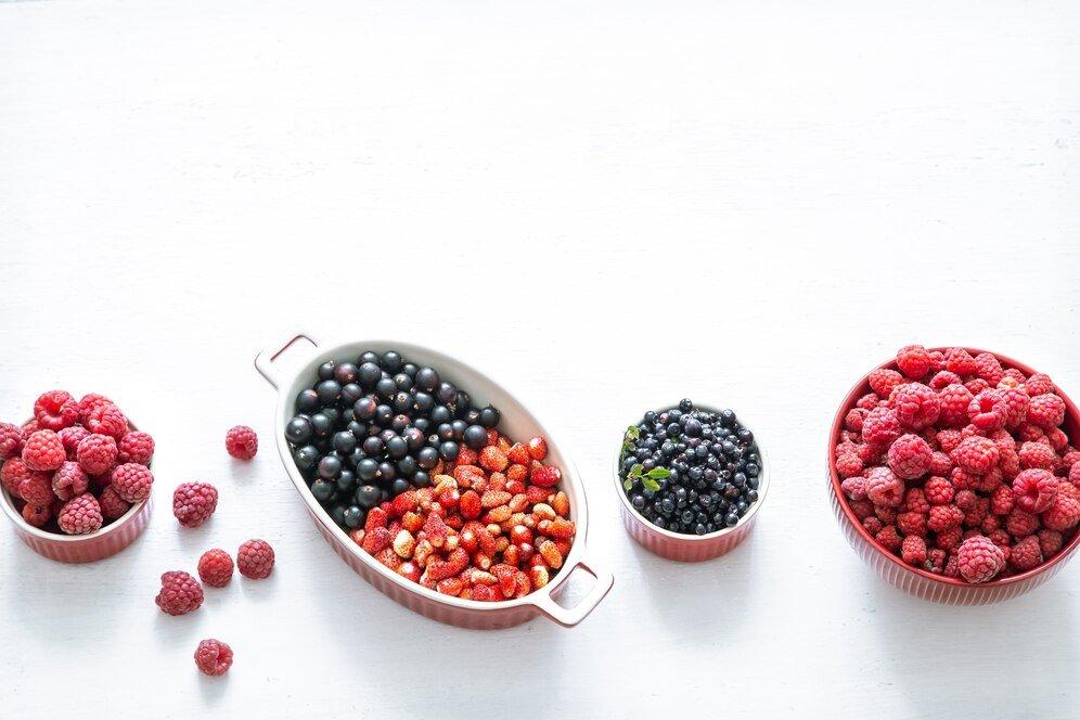 ilustrasi buah berry