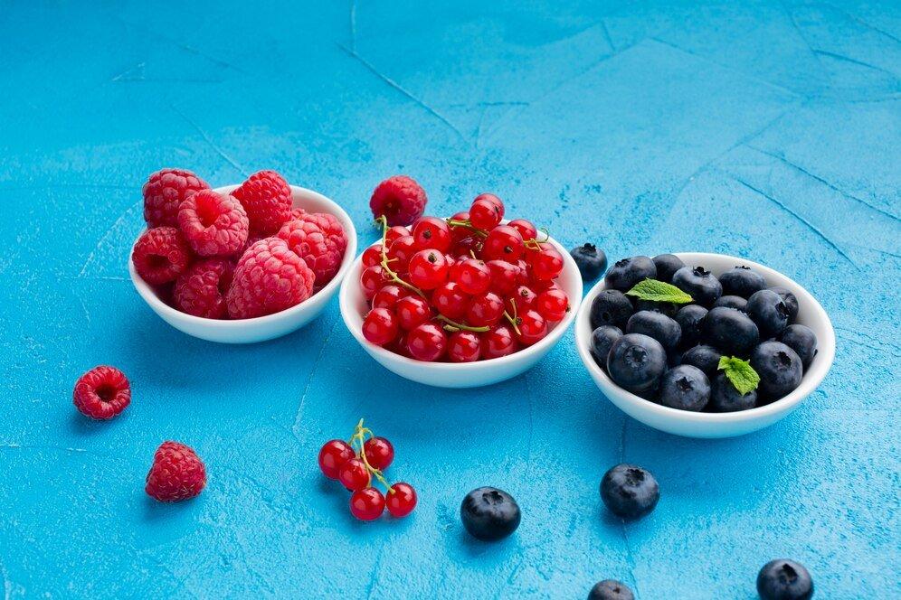 ilustrasi buah berry