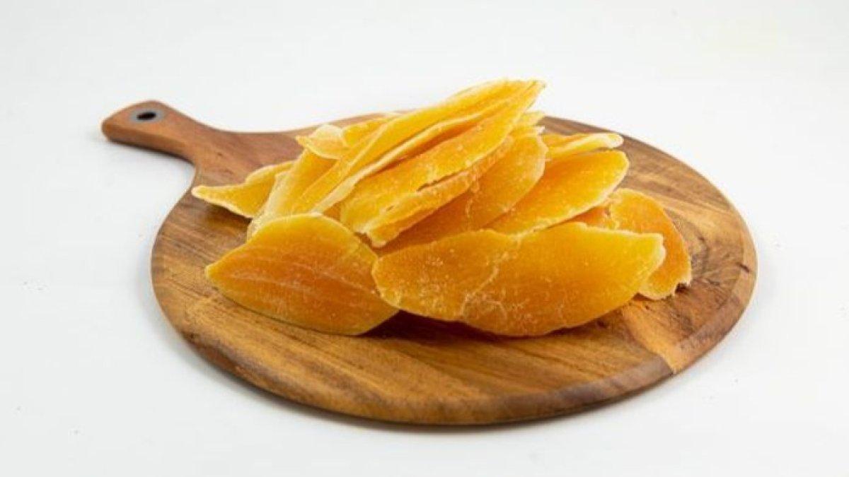 ilustrasi mangga kering