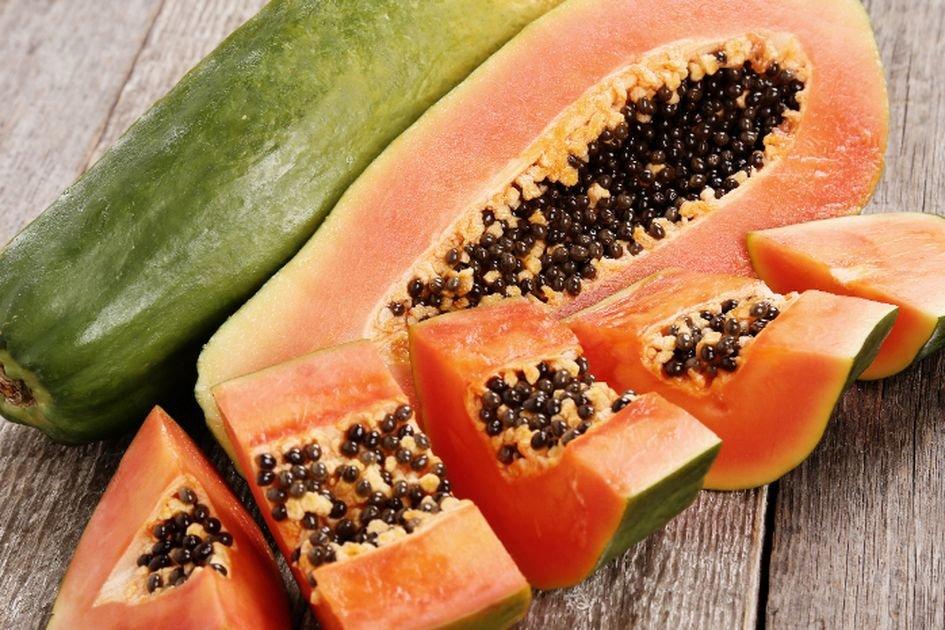 ilustrasi buah pepaya yang bagus untuk penderita asam lambung