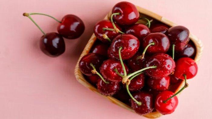 Ilustrasi buah ceri, manfaat buah ceri dapat menurunkan asam urat hingga mengelola diabetes