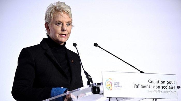 Direktur Eksekutif Program Pangan Dunia Cindy McCain menyampaikan pidato pada pertemuan pertama Koalisi Makanan Sekolah Global di Paris pada 18 Oktober 2023.