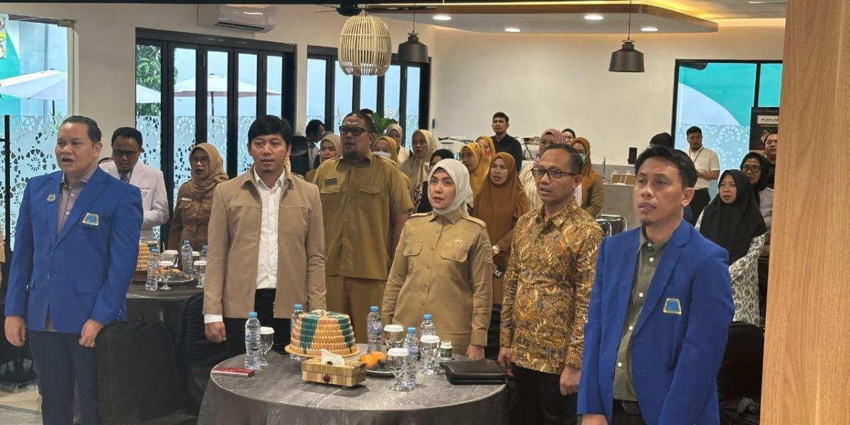Pelaksanaan Kick Off Bakti Sosial Pemasangan Gigi Tiruan Gratis bagi kaum dhuafa di Gedung UMKM BSI Kota Makassar
