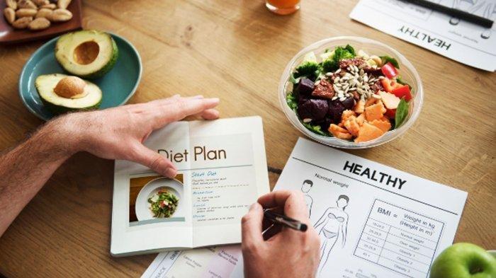 ilustrasi diet ketat yang tidak boleh dilakukan oleh ibu menyusui