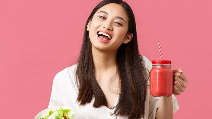 Ilustrasi seseorang yang menjalankan diet sehat, ini alasan Anda tidak boleh hilangkan karbohidrat saat diet