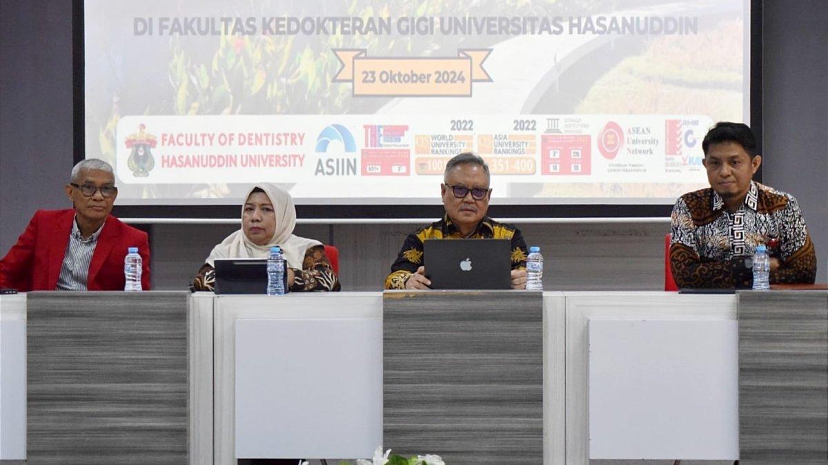 FKG Unhas menerima kunjungan 25 Professor dari Dewan Guru Besar FKG universitas Indonesia, Jakarta.