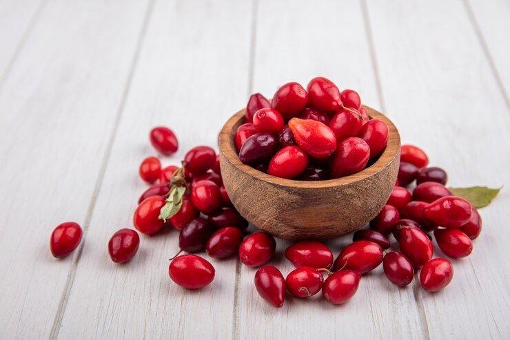 ilustrasi goji berry, salah satu buah tinggi kalsium yang bagus untuk tulang