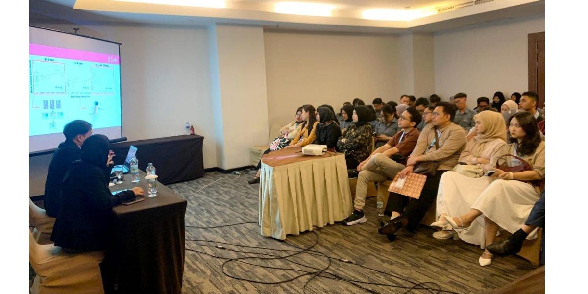 PPDGS FKG Unhas menyelenggarakan kuliah tamu dengan menghadirkan Itt Assoratgoon, Ph.D dari Faculty of Dentistry, Chulalongkorn University, Thailand.