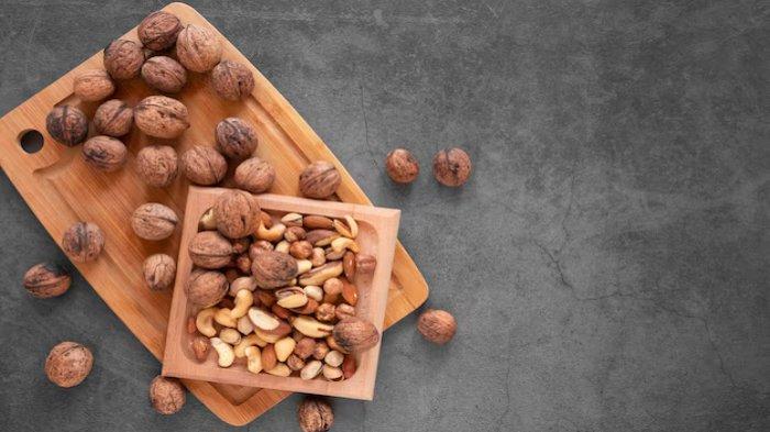 Ilustrasi hazelnut, salah satu makanan tinggi vitamin E