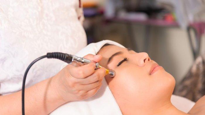ilustrasi treatment hydrafacial