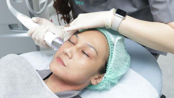 ilustrasi treatment hydrafacial