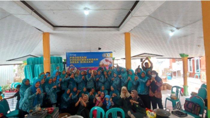 Ibu-ibu PKK desa Kurinpansari