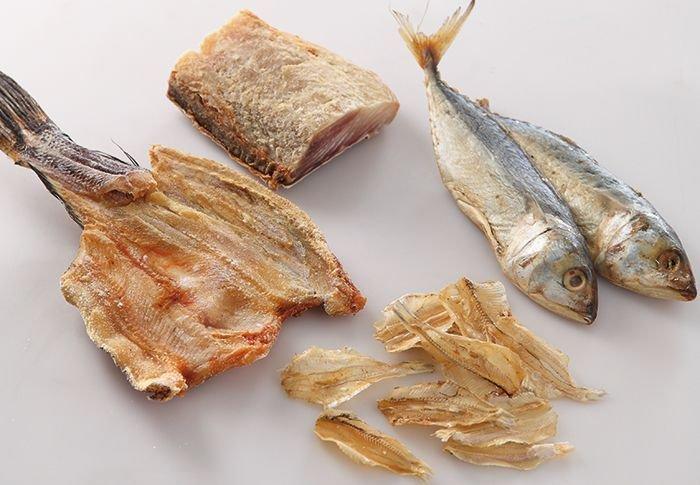 ilustrasi ikan asin