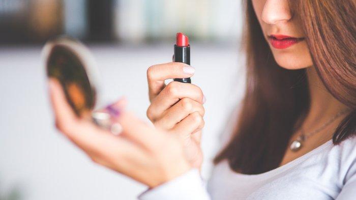 Ilustrasi - make up minimal
