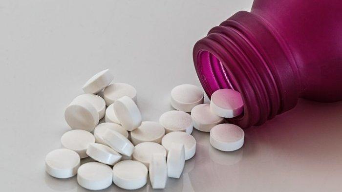 ilustrasi aspirin, salah satu bahan alami untuk mengatasi rambut rontok
