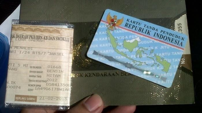 Ilustrasi STNK kendaraan bermotor
