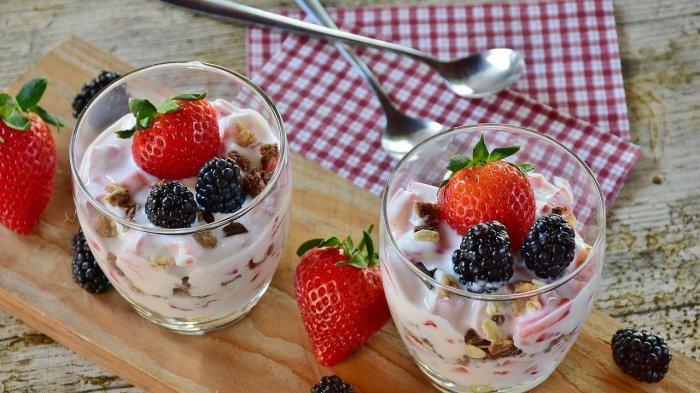 ILUSTRASI - Yogurt sebagai camilan sehat 