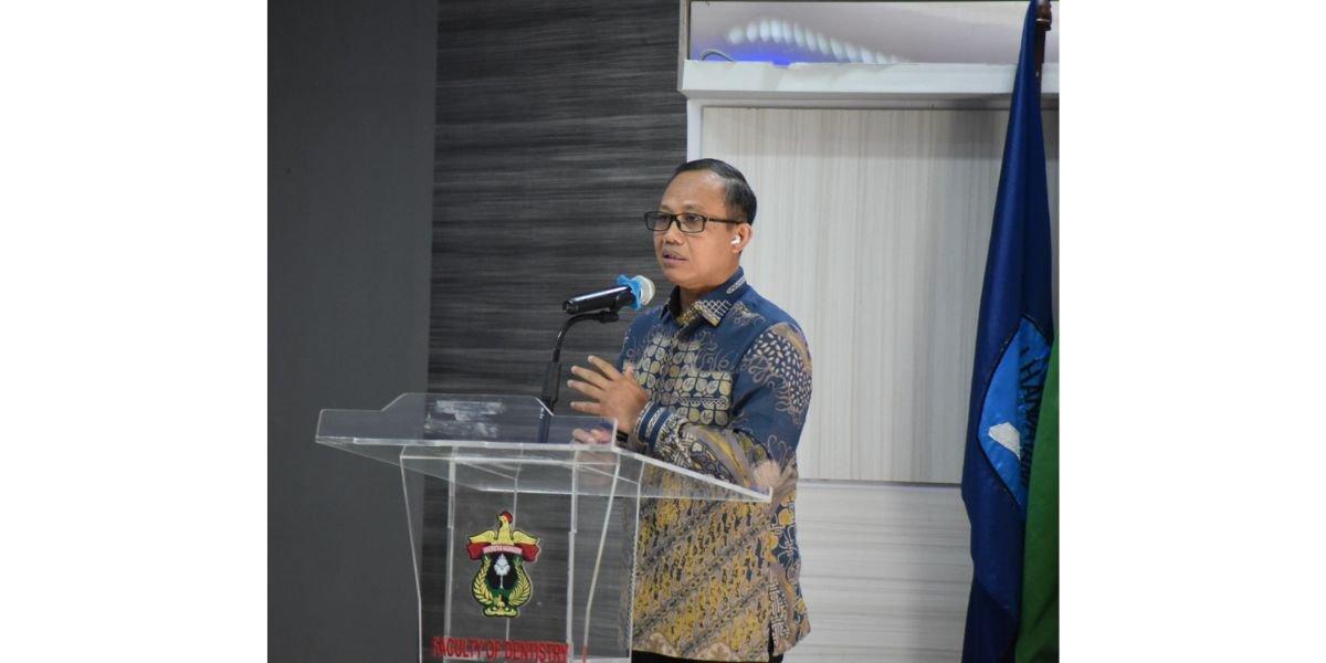 Prof. Muhammad Ruslin, drg., M.Kes., Ph.D., Sp.B.M.M., Subsp.Ortognat-D(K), Wakil Rektor Bidang Akademik dan Kemahasiswaan Unhas.