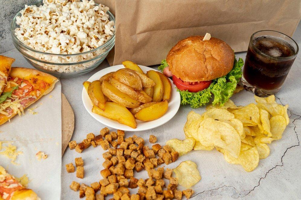 ilustrasi makanan asin, makanan yang harus dikonsumsi penderita tekanan darah tinggi