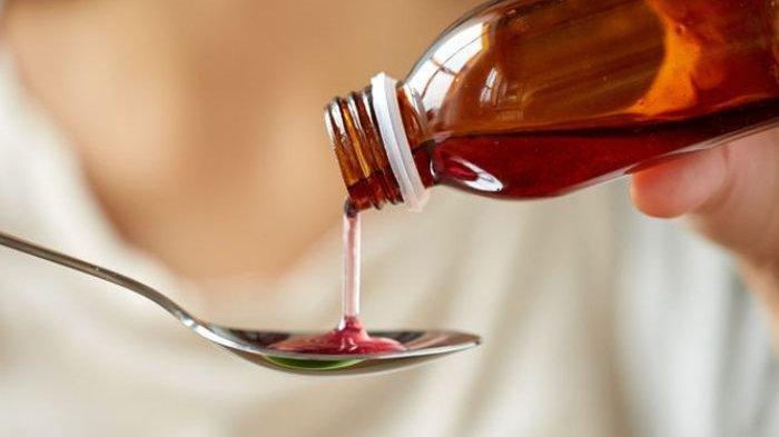 Kemenkes larang penjualan obat cair atau sirup terkait gagal ginjal akut pada anak