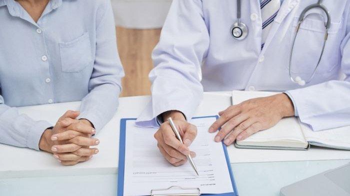 ilustrasi seseorang yang sedang berkonsultasi dengan dokter